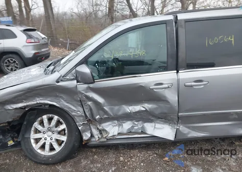 2013 Chrysler Town & Country Touring from USA, damaged, VIN 2C4RC1BG5DR723840